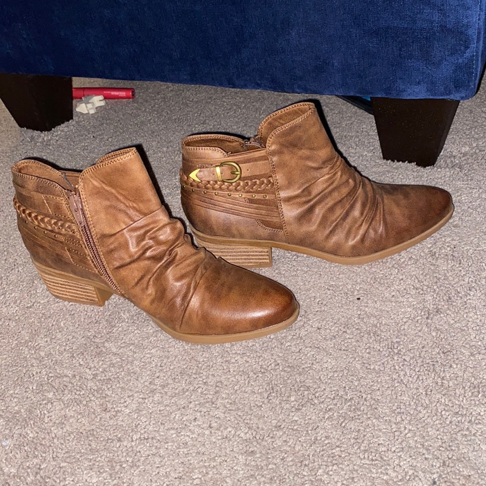 Guenna booties